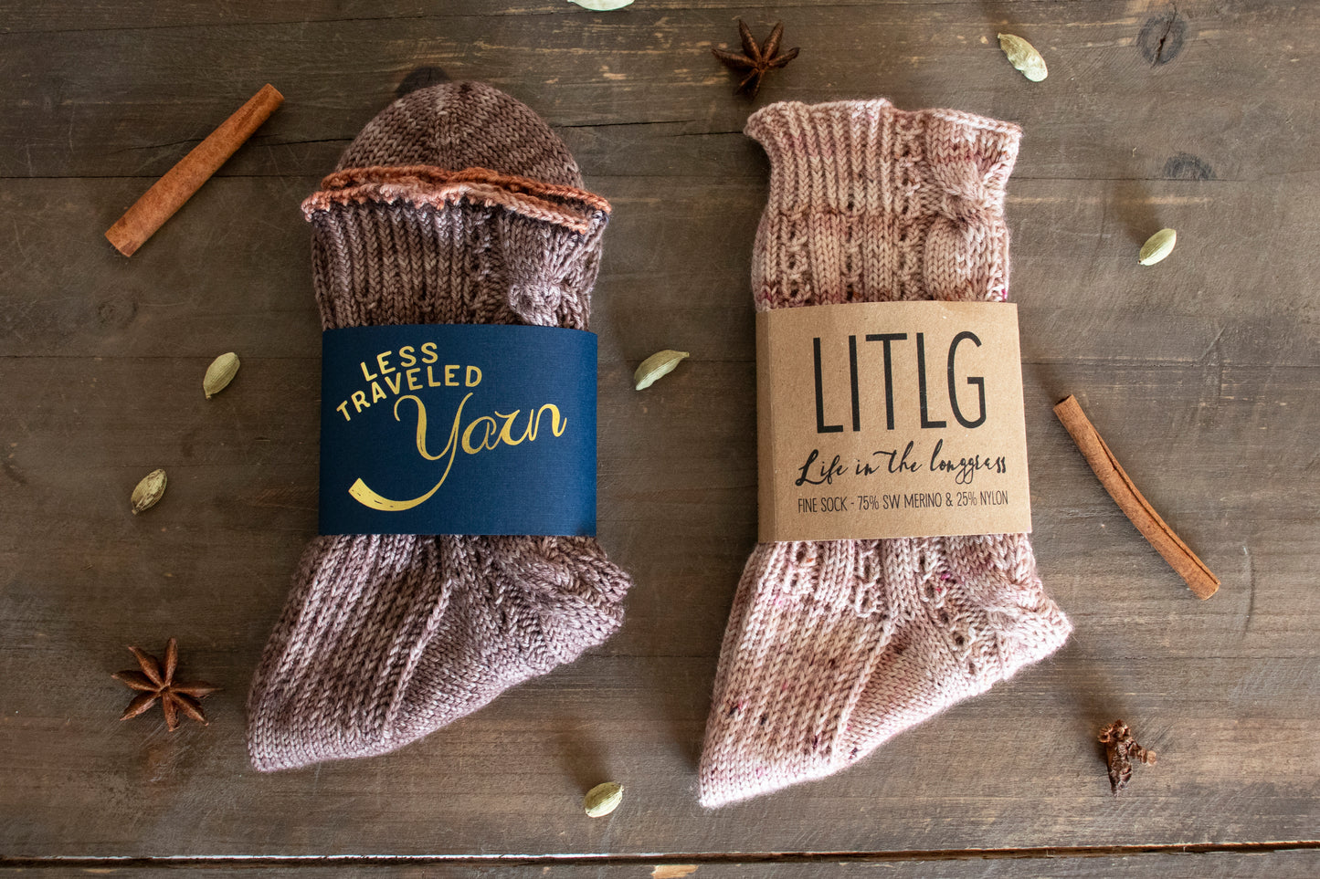 Hot Chocolate Socks _ 日本語パターン
